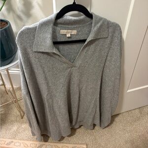 LOFT Women's V-Neck Gray Sweater